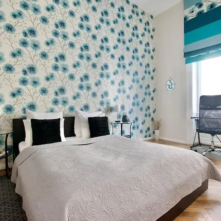 Standard By Hi5 - Bright Place 布达佩斯