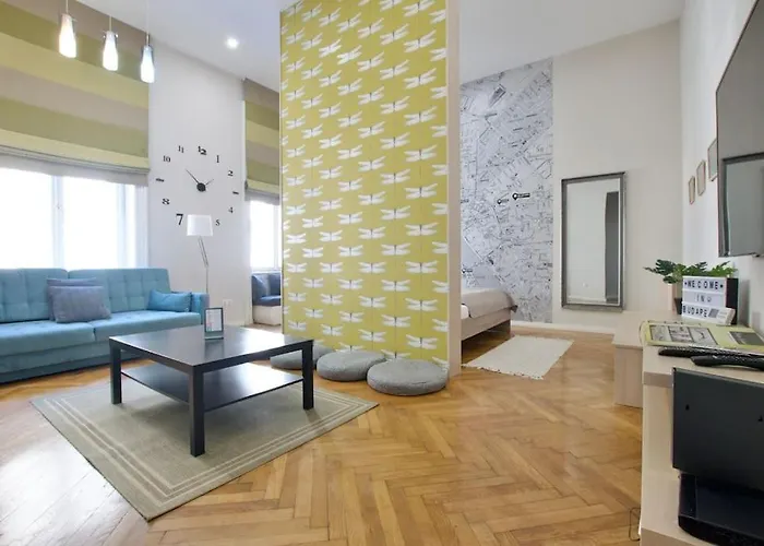 Standard By Hi5 - Bright Place Budapest